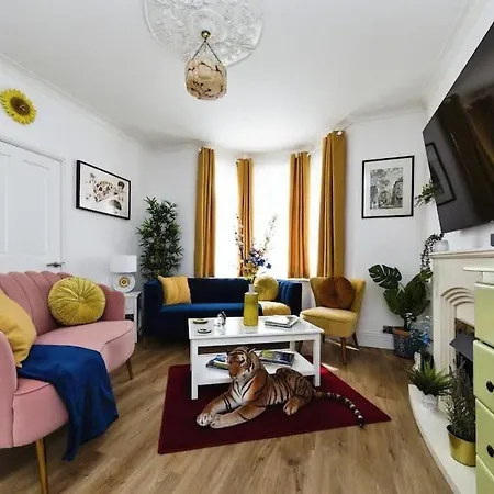 Your Chic 3Br Home Comfort And Style In Londres Extérieur photo