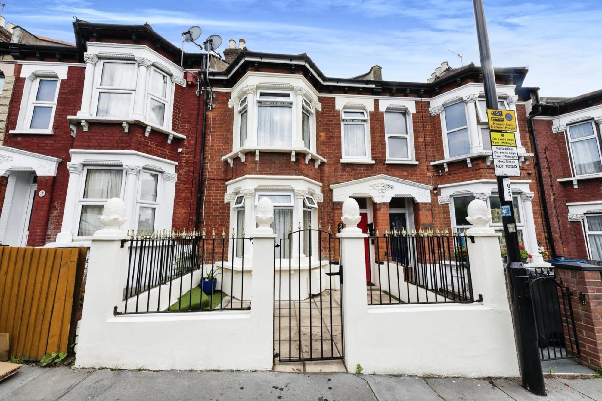 Holiday home Your Chic 3br Comfort And Style In *